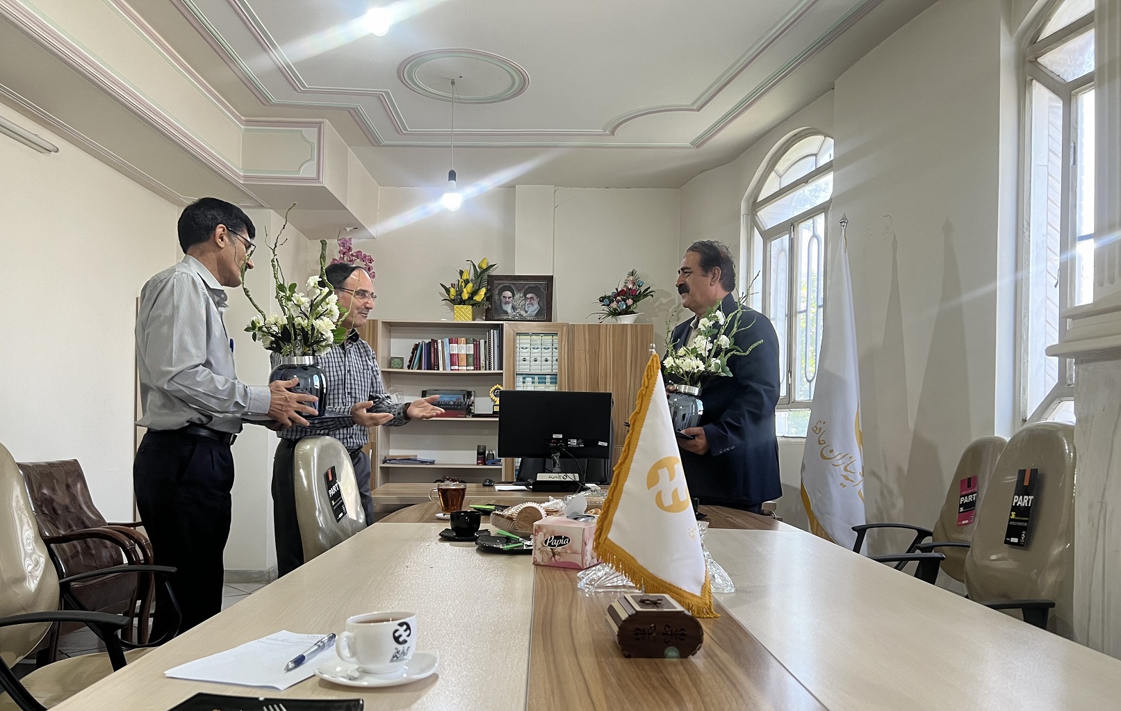 گزارش تصویری / تقدیر وتشکر از بازنشستگان به مناسبت روز خانواده و تکریم بازنشستگان 