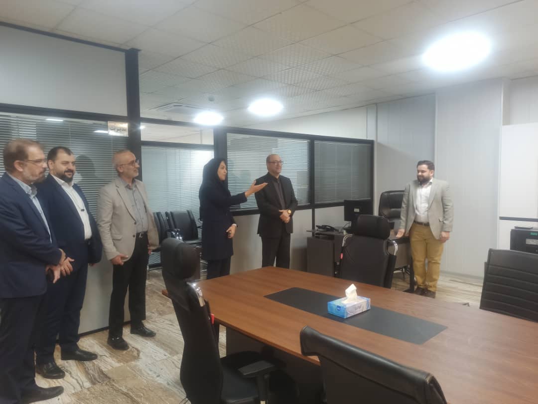  بازدید مدیرعامل آتیه سازان حافظ از شعبه استان البرز