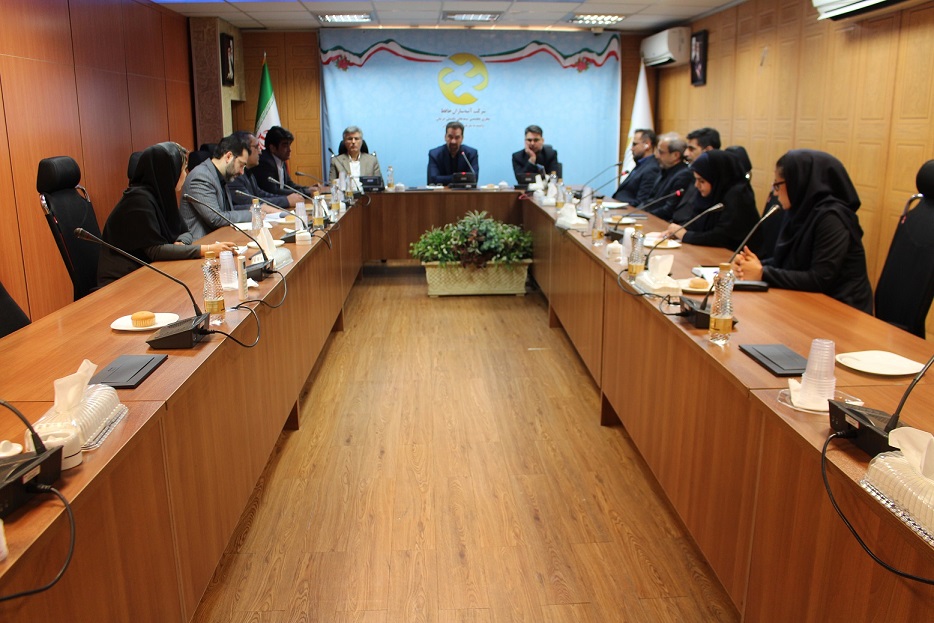گزارش تصویری / جلسه مدیرعامل آتیه سازان حافظ با مدیران شعب استانها برگزارشد