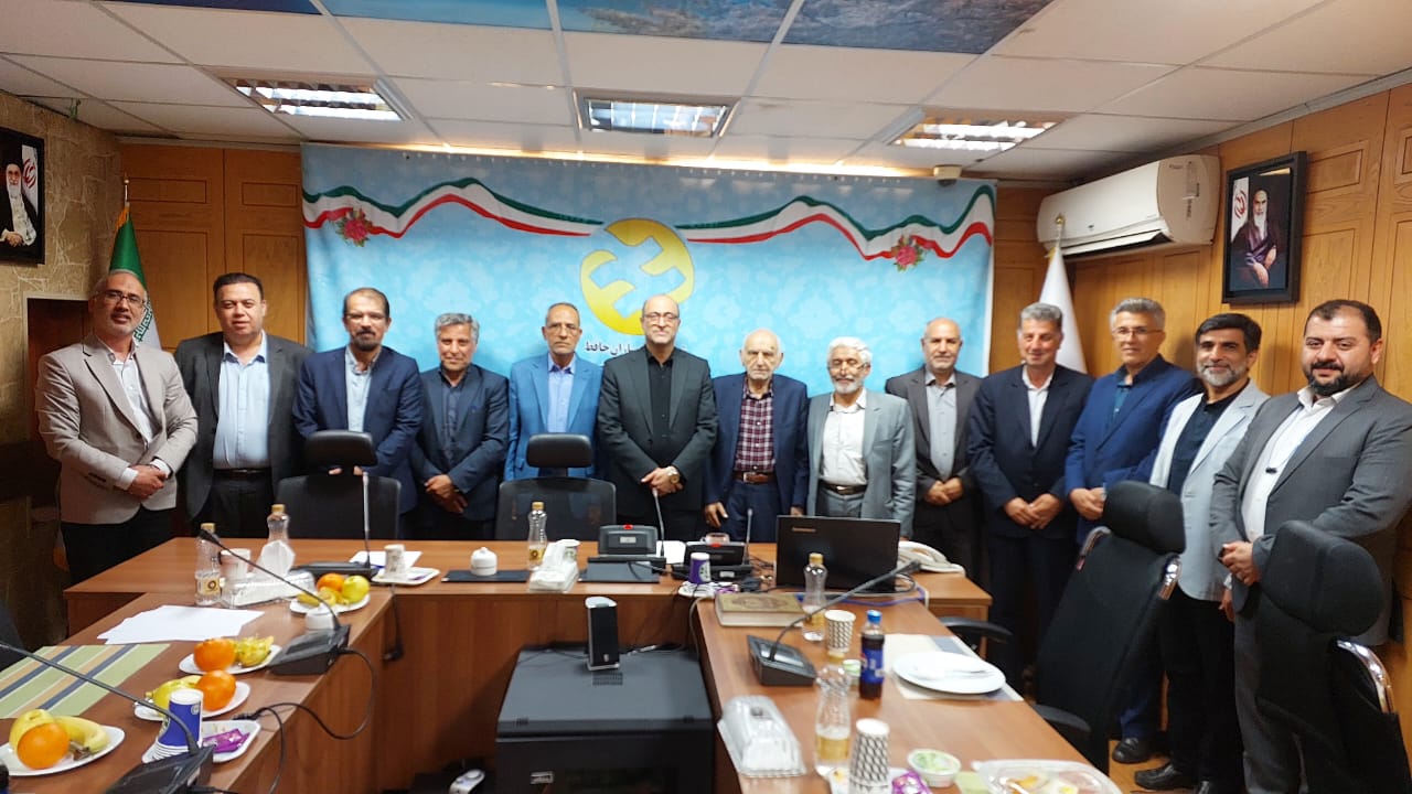 مدیرعامل آتیه سازان حافظ:
تداوم ارائه خدمات به بازنشستگان کشوری در قالب بیمه درمانی اکمل 