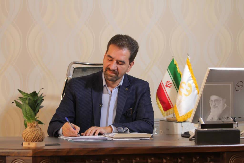 مدیرعامل آتیه سازان حافظ به مناسبت میلاد خجسته حضرت فاطمه زهرا (س) : 
مقام والای مادر و بانوان گرامی کشورمان روشنایی بخش کانون مقدس خانواده و شایسته تکریم  هستند  
