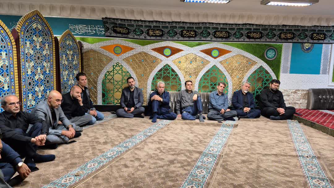 برگزاری مراسم عزاداری امام حسین (ع ) در ستاد مرکزی آتیه سازان حافظ 
