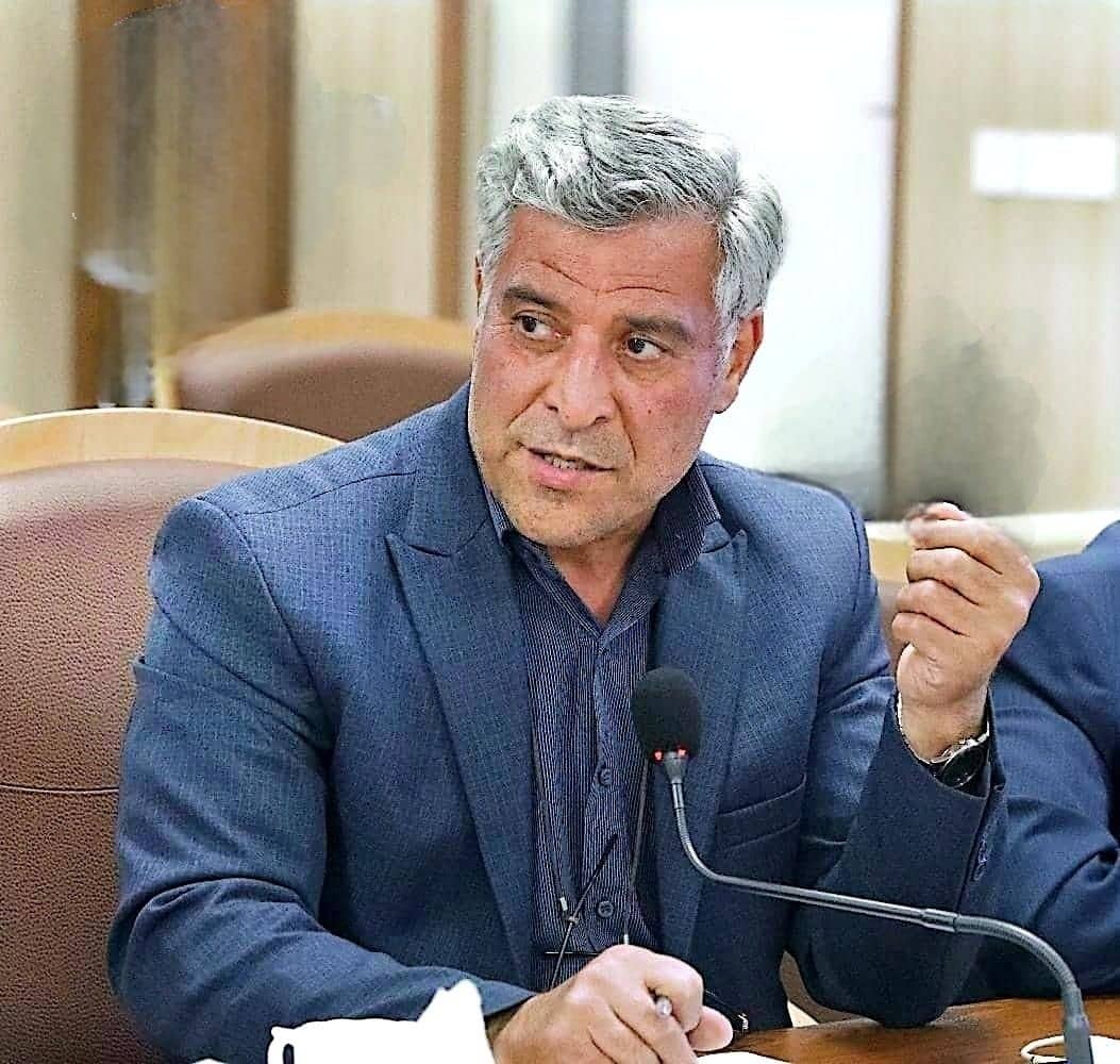 بیمه اکمل آتیه سازان حافظ، همیار بازنشستگان در تامین هزینه های درمانی 