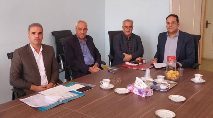 تمدید قرارداد بیمه اکمل کانون بازنشستگان آموزش و پرورش استان یزد با آتیه سازان حافظ 