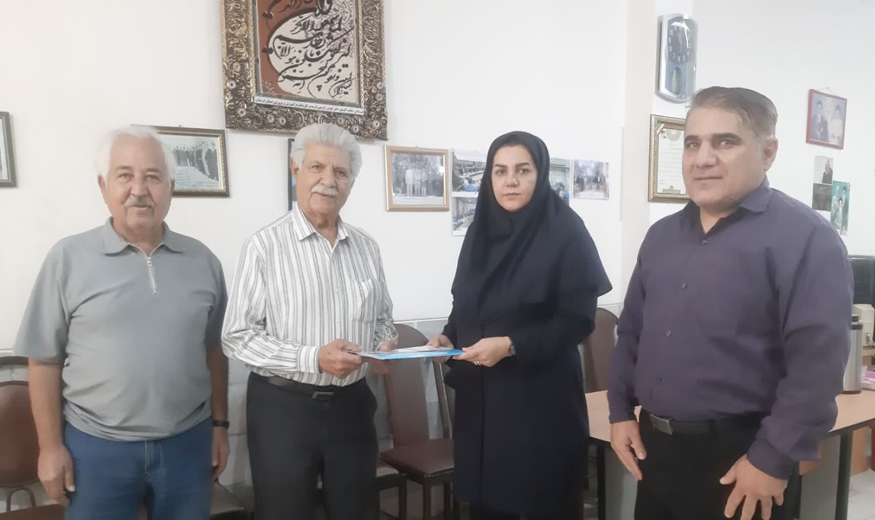 تمدید قرارداد اکمل بازنشستگان آموزش و پرورش استان لرستان با آتیه سازان حافظ و آغاز ثبت نام از متقاضیان جدید 