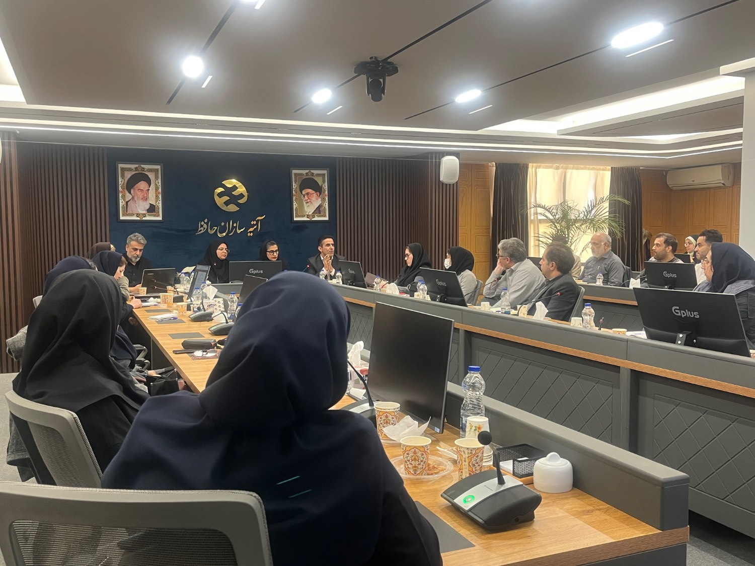 نشست فنی اجرای قرارداد بیمه تکمیلی جهاد دانشگاهی استان تهران 