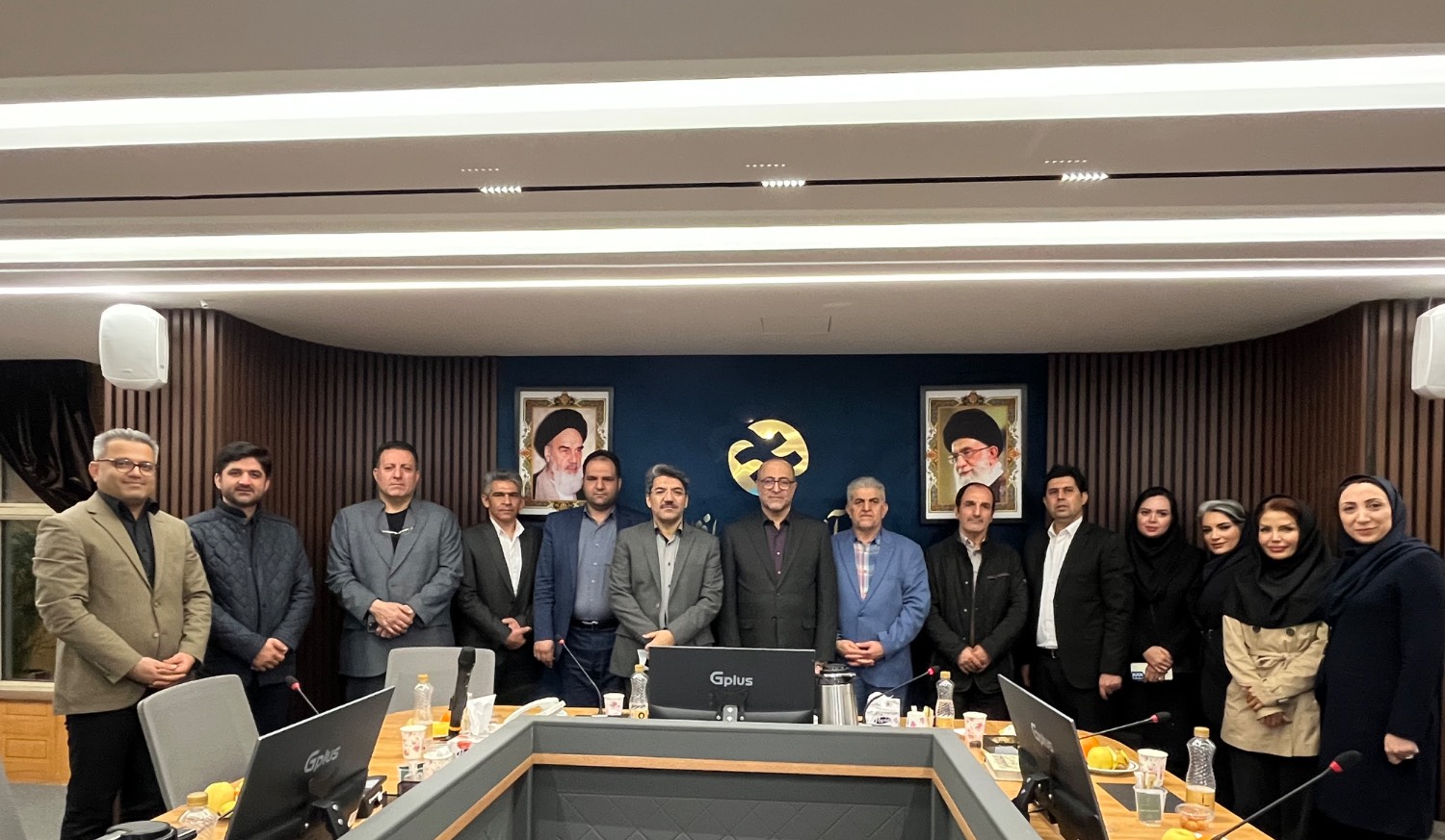 دیدار رمضانی مدیرعامل آتیه سازان حافظ با فعالان بازاریابی شرکت 